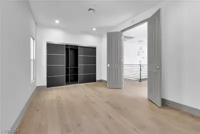 2861 Queens Courtyard Drive, Las Vegas, NV 89109 Bedroom