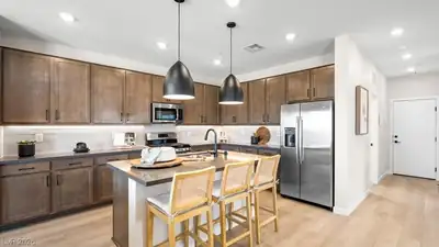 686 Orchid Cactus Avenue, Las Vegas, NV 89183 Kitchen