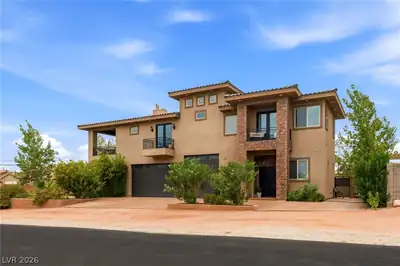 359 Cannes Street, Henderson, NV 89015 Front of Structure