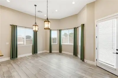 359 Cannes Street, Henderson, NV 89015 Dining Area