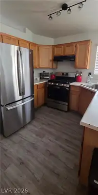 2985 Mount Hope Drive, Las Vegas, NV 89156 Kitchen