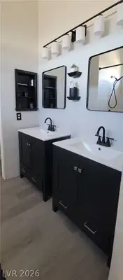 2985 Mount Hope Drive, Las Vegas, NV 89156 Bathroom
