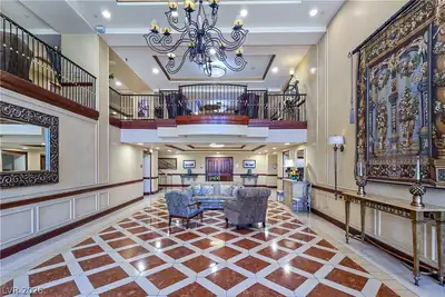 30 Strada Di Villaggio 230, Henderson