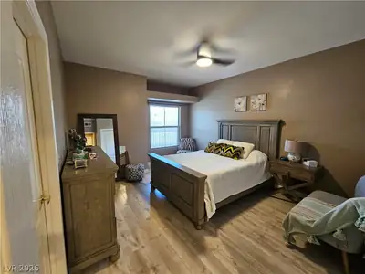 6901 Cobre Azul Avenue 102 Bedroom