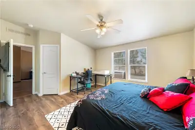 2600 West Gamebird Road Bedroom