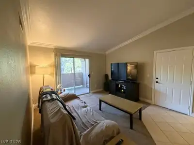 1150 North Buffalo Drive 2082 Living Room