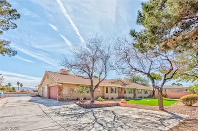 5745 West Meranto Avenue, Las Vegas