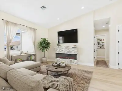 2861 South Firestone Court Living Room