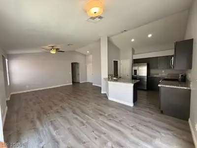 5029 Vista Del Rancho Way, North Las Vegas, NV 89031 Kitchen