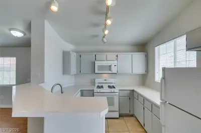 1881 West W Alexander Road Road 2079 Kitchen
