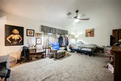 5485 West Meranto Avenue Primary Bedroom