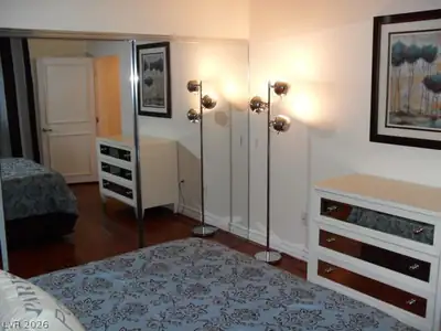 270 FLAMINGO Road 130 Bedroom