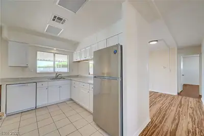 1010 La Mesa Way, Boulder City, NV 89005 Kitchen