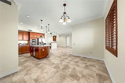 15 Via Mantova 301, Henderson, NV 89011 Kitchen