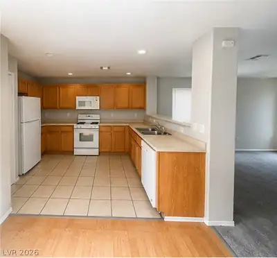 10441 Armand Avenue, Las Vegas, NV 89129 Kitchen