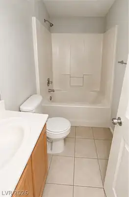 10441 Armand Avenue, Las Vegas, NV 89129 Bathroom