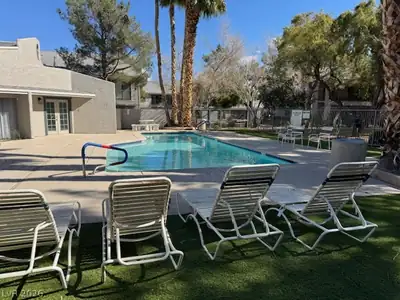 2828 Aster Court 3 