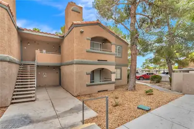 220 Mission Newport Lane 204, Las Vegas