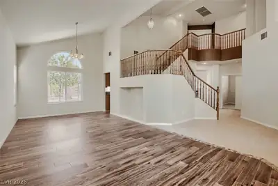 1948 TANNER VALLEY Circle, Las Vegas, NV 89123 Living Room