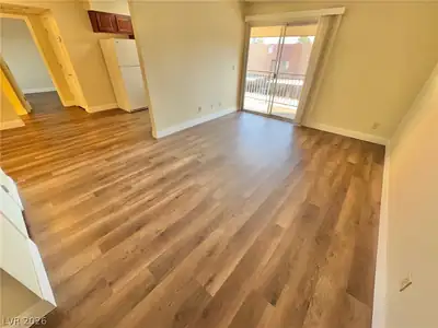 4921 Indian River Drive 124 Living Room