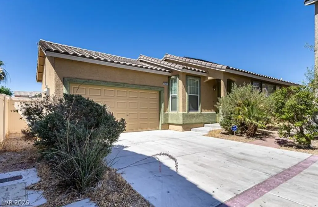 2520 Bottle Palm Court