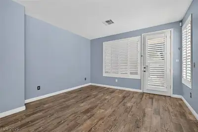 5117 Progresso Street Bedroom