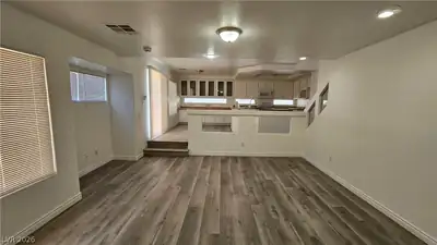 10071 Cheyenne Dawn Street, Las Vegas, NV 89183 