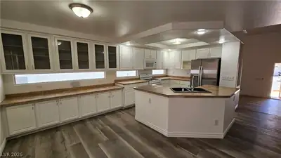 10071 Cheyenne Dawn Street, Las Vegas, NV 89183 