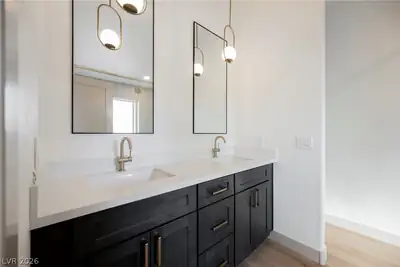 4312 Yorkwood Drive, North Las Vegas, NV 89032 Primary Bathroom