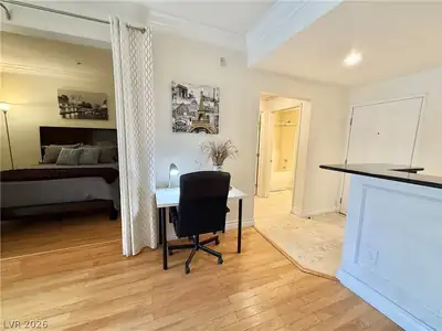 230 East Flamingo Road 210 Bedroom