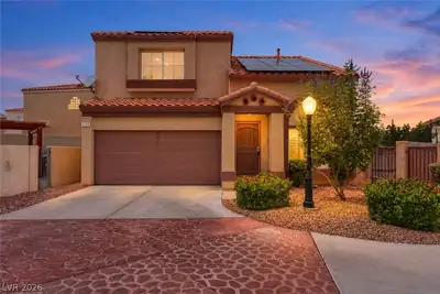 8704 Harwich Avenue Las Vegas, NV 89129