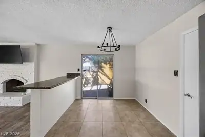 4181 Royalhill Avenue, Las Vegas, NV 89121 Dining Area