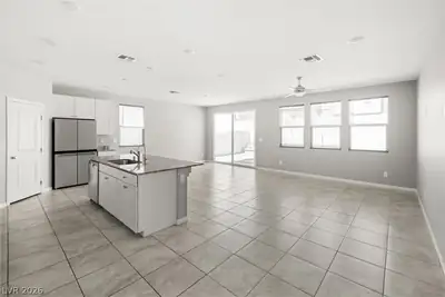 10163 Kings Amethyst Street, Las Vegas, NV 89141 Kitchen