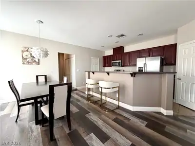 6255 West Arby Avenue 187 Dining Area
