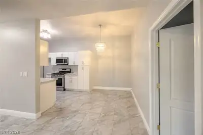 700 Carnegie Street 4813 Kitchen