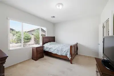 6168 Majestic Wind Avenue Bedroom