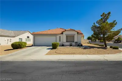 717 Bright Lights Avenue, North Las Vegas, NV 89031 Front of Structure
