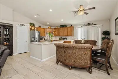 717 Bright Lights Avenue, North Las Vegas, NV 89031 Kitchen