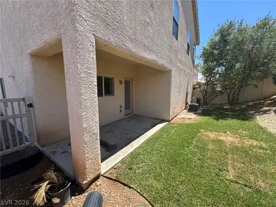 9469 Thatched Sunlight Court, Las Vegas, NV 89178 Yard