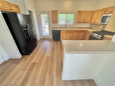 9469 Thatched Sunlight Court, Las Vegas, NV 89178 Kitchen