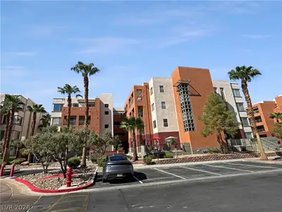 19 East Agate Avenue 305, Las Vegas, NV 89123 