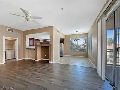 19 East Agate Avenue 305, Las Vegas, NV 89123 