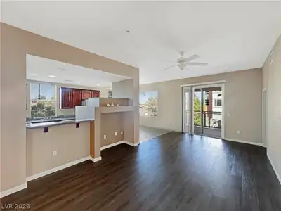 19 East Agate Avenue 305, Las Vegas, NV 89123 