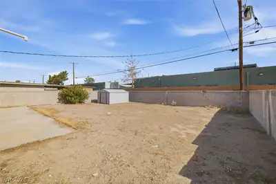 1201 Leonard Avenue, Las Vegas, NV 89106 Yard