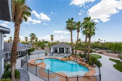 5930 North El Capitan Way Pool
