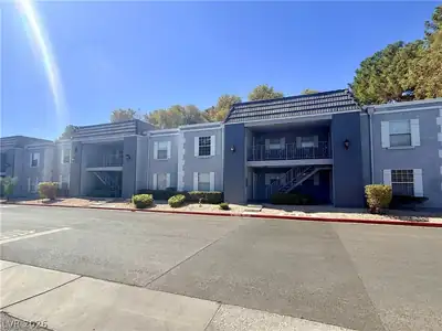 3823 South Maryland Parkway N9 Las Vegas, NV 89119