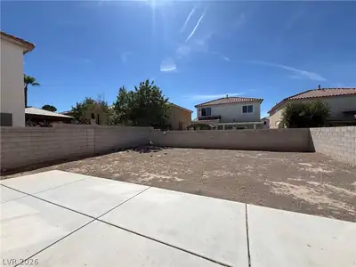 10137 Maidens Wreath Court Yard