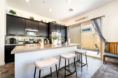 783 Charming Holly Street, Henderson, NV 89011 Kitchen