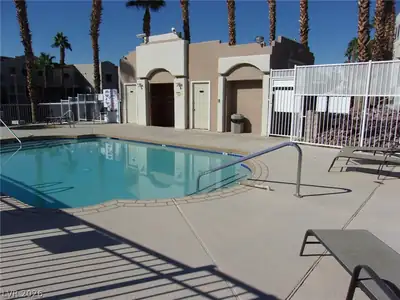 2032 Mesquite Lane 101 Pool