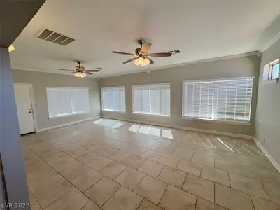 2431 La Casa Drive, Henderson, NV 89014 